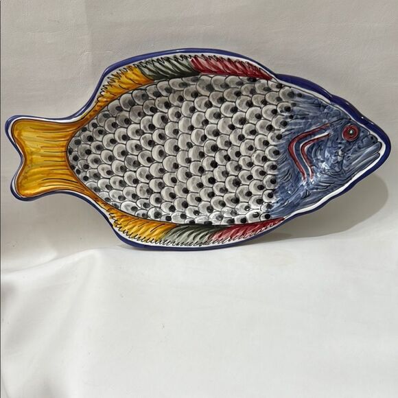 De La Cal Serving Platter Handpainted Artistic Blue Yellow Fish 10.5 X 10 Plate - Picture 3 of 12